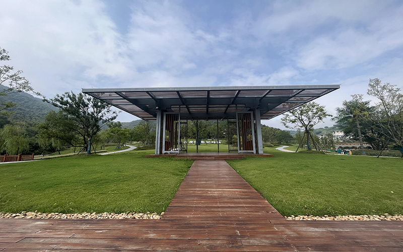 園林綠化工程的實施過程中需要遵守哪些原則？